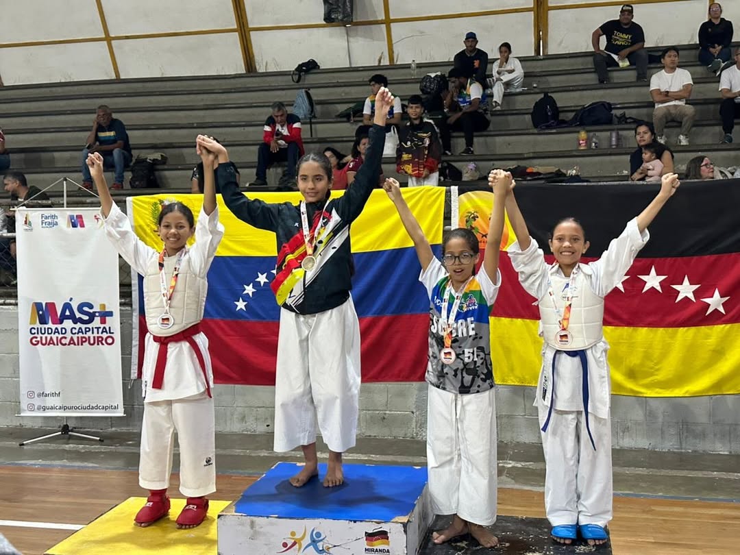 «Lilian González representando al Edo. Miranda KATA»